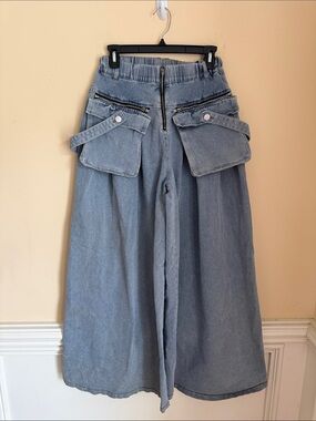 Cherie Wide-Leg High-Rise Denim Skirt-Style Jeans in Light Blue Size Small